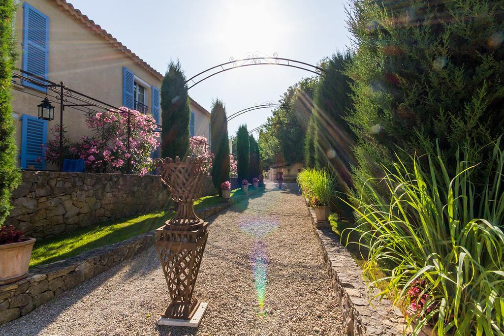 La Bastide De Valbonne Hotel Екстериор снимка